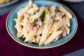 Tavuklu Kremalı Penne